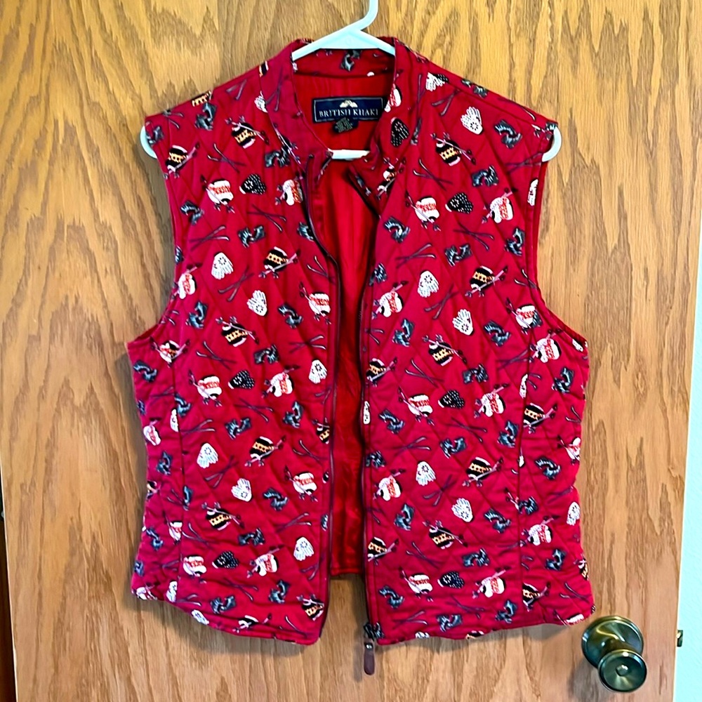 Unique ski themed zippered vest
